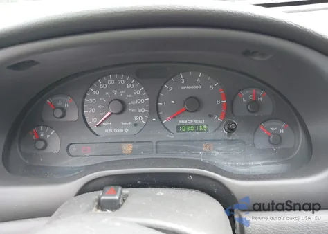 2002 Ford Mustang z USA, uszkodzony, nr VIN 1FAFP44432F128135